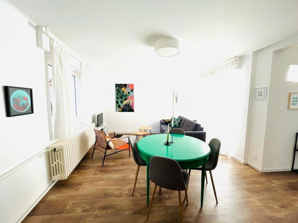 Au Perron Avec Garage Et Balcon A Ribeauville Ngoại thất bức ảnh