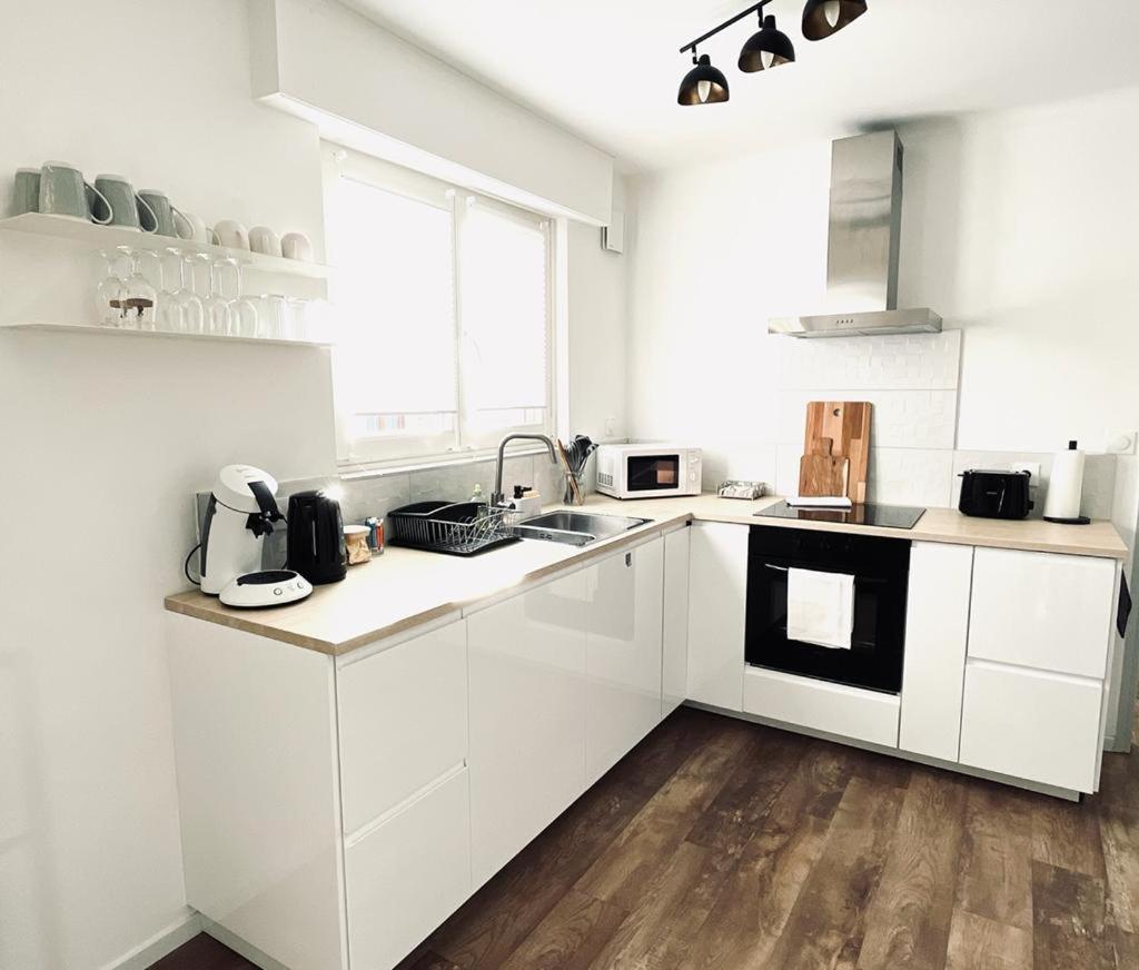 Au Perron Avec Garage Et Balcon A Ribeauville Ngoại thất bức ảnh